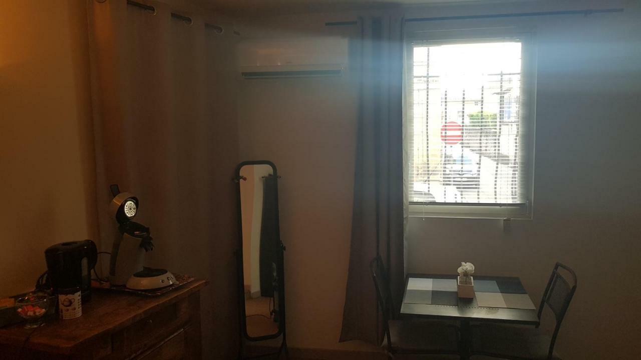 Chambre Cocoon Roquemaure  Exterior photo